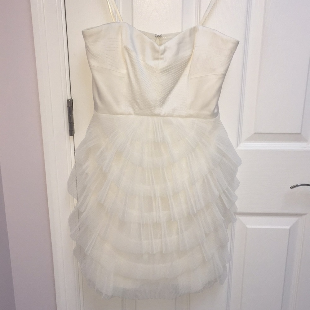 BCBGMAXAZRIA strapless Cocktail/Wedding dress